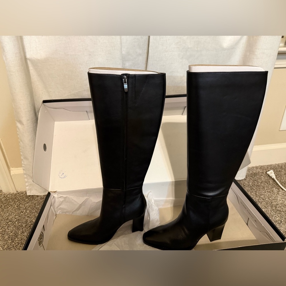 Women's Tall Leather Boots - Picture 3 of 8